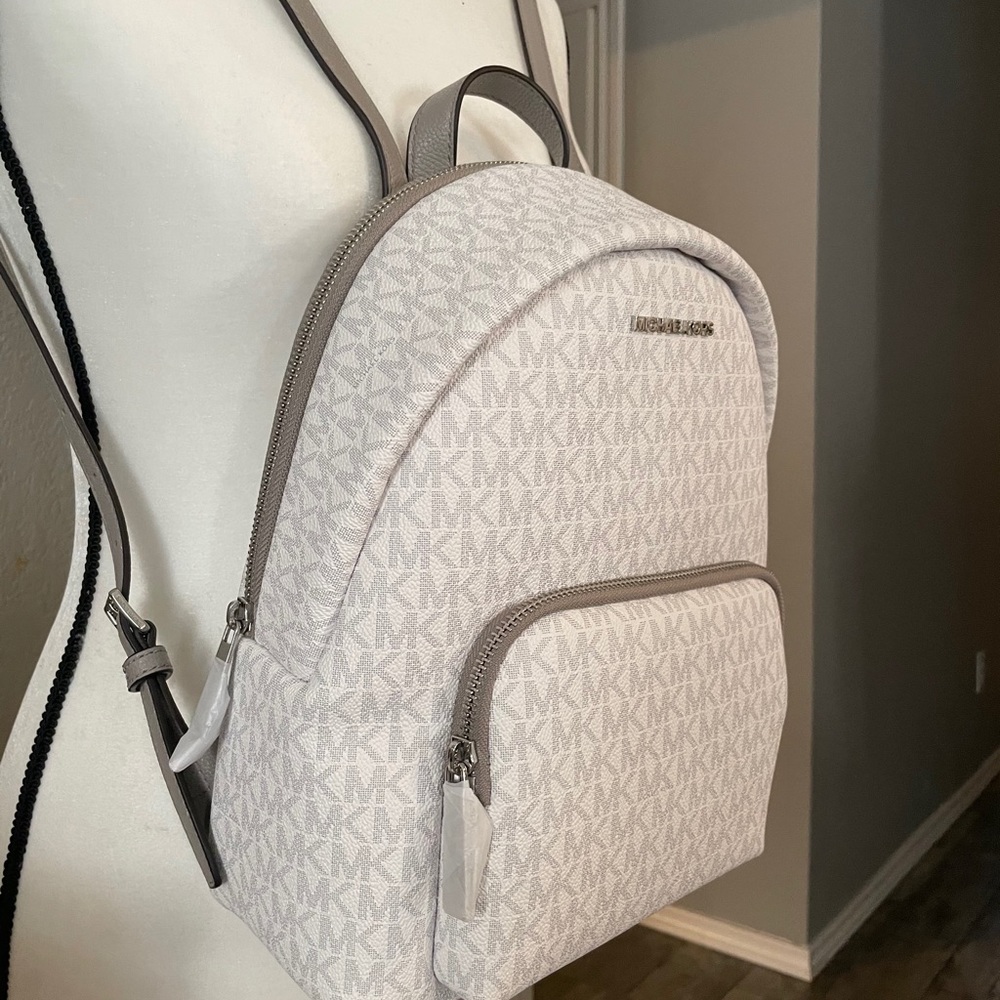 New Mk medium backpack - Picture 2 of 11